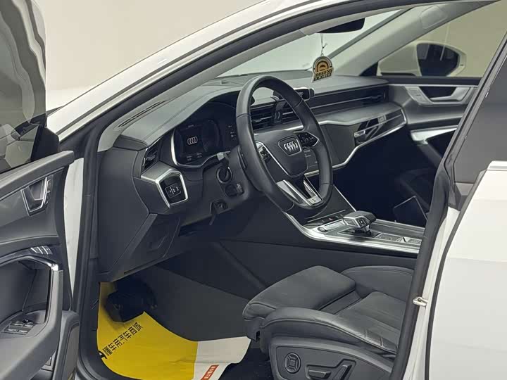 Фото 11 - Audi A7