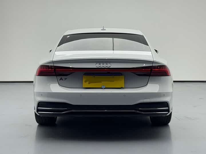 Фото 6 - Audi A7