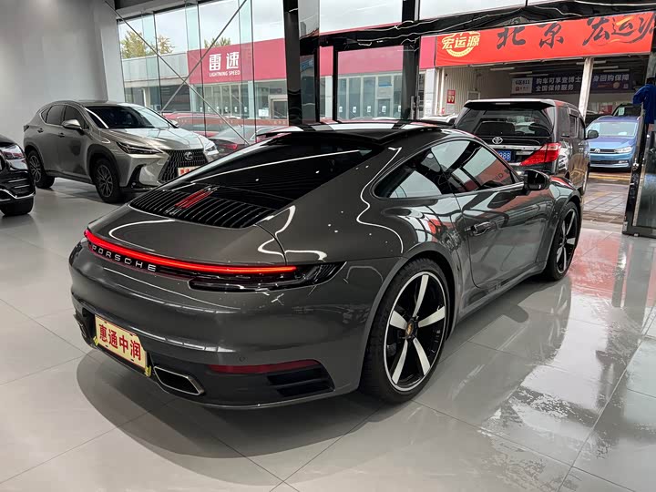 Фото 6 - Porsche 911