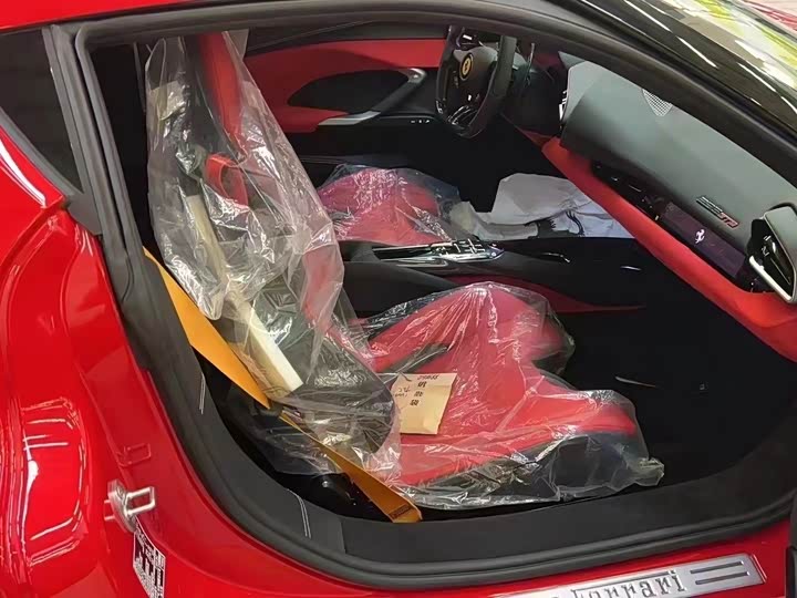 Фото 4 - Ferrari 296