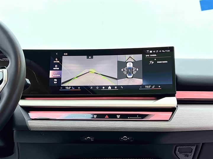 Фото 17 - BMW 5 Series