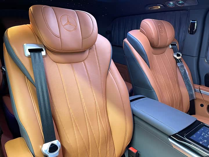 Фото 16 - Mercedes-Benz Vito