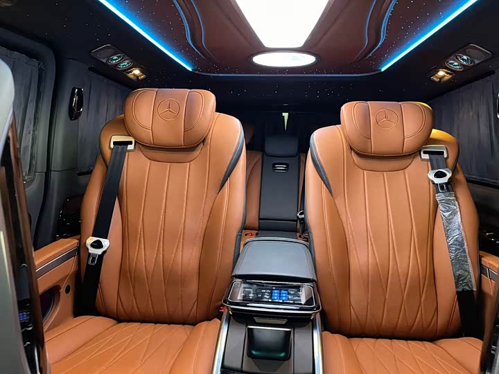 Фото 21 - Mercedes-Benz Vito