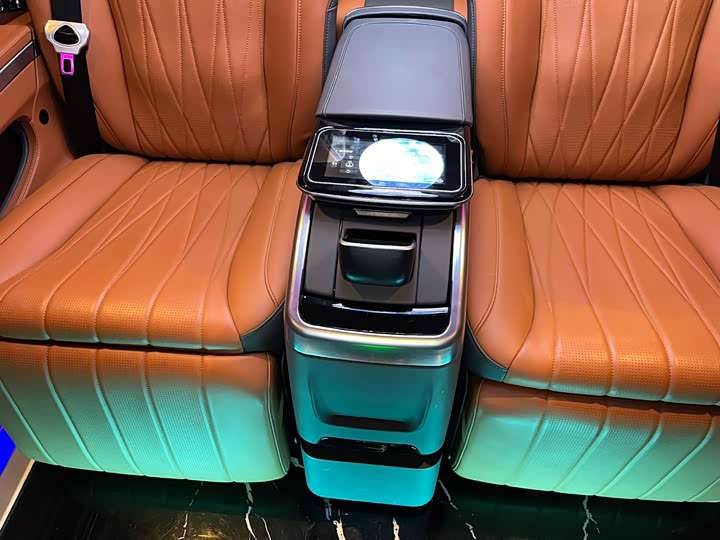 Фото 22 - Mercedes-Benz Vito