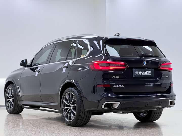 Фото 6 - BMW X5