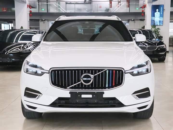 Фото 2 - Volvo XC60