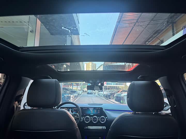 Фото 19 - Mercedes-Benz GLA-Class