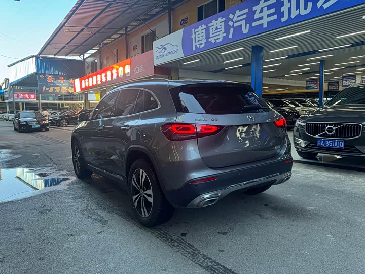 Фото 24 - Mercedes-Benz GLA-Class