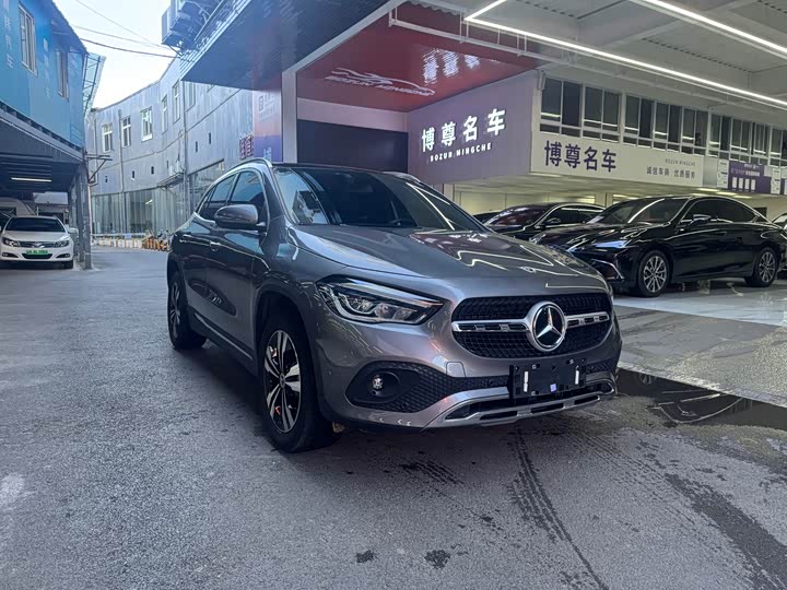 Фото 3 - Mercedes-Benz GLA-Class