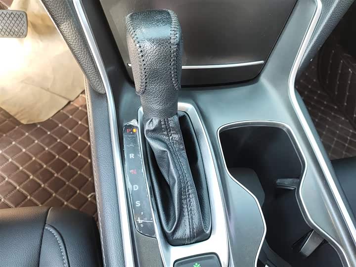 Фото 14 - Honda Accord