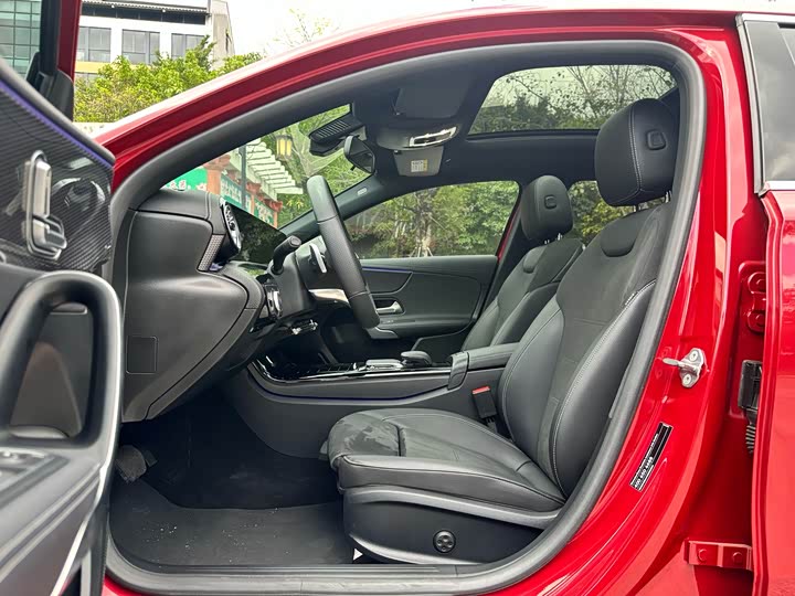 Фото 5 - Mercedes-Benz A-Class