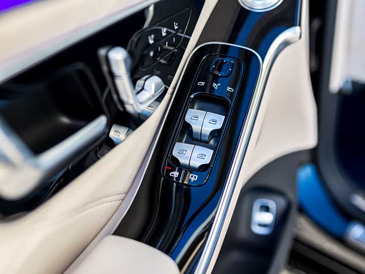 Фото 10 - Mercedes-Benz Maybach S-Class