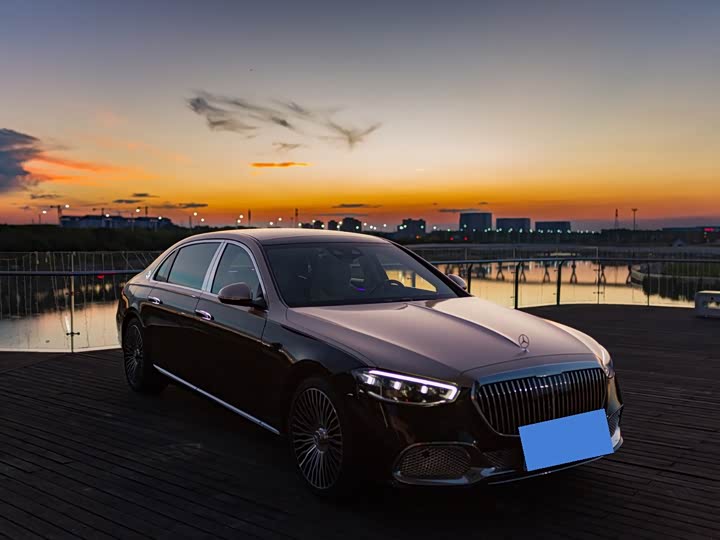 Фото 4 - Mercedes-Benz Maybach S-Class