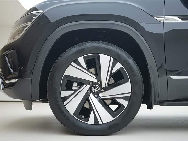 Фото 15 - Volkswagen Teramont Pro