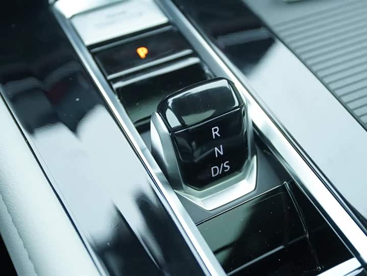 Фото 8 - Volkswagen Teramont Pro