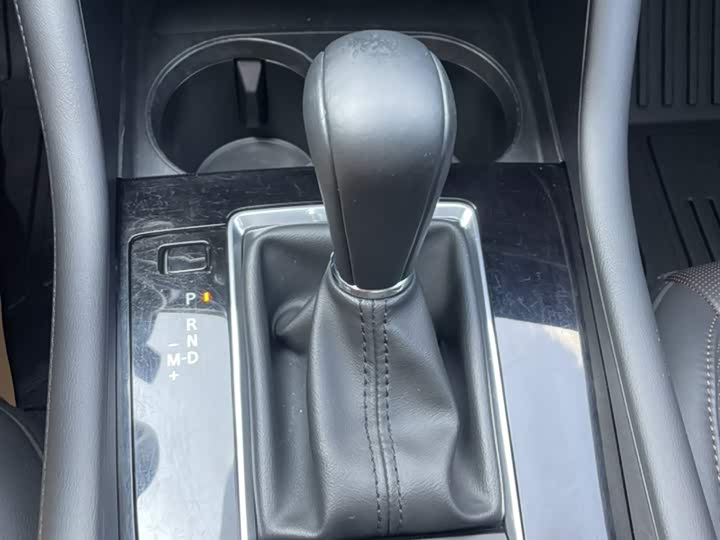 Фото 13 - Mazda 3 (Axela)