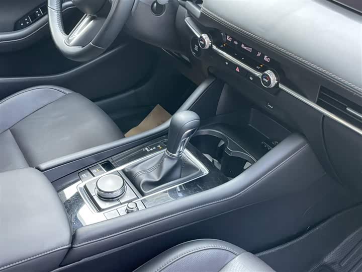 Фото 7 - Mazda 3 (Axela)