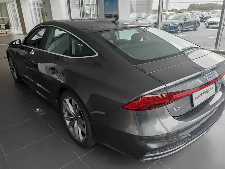 Фото 4 - Audi A7