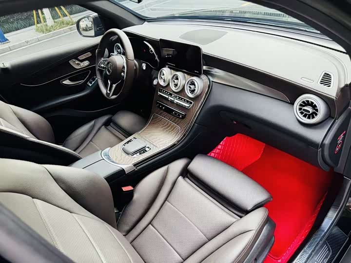 Фото 5 - Mercedes-Benz GLC-Class