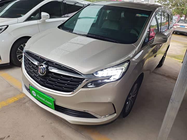 Фото 2 - Buick GL8 ES