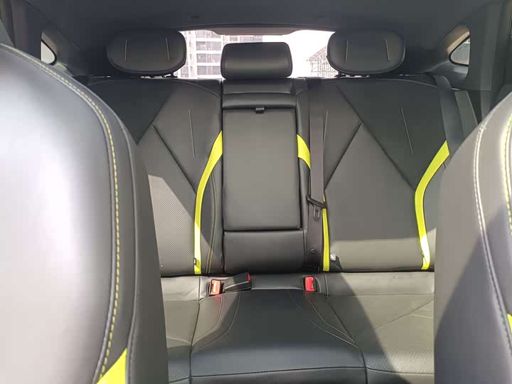 Фото 10 - Changan UNI-V