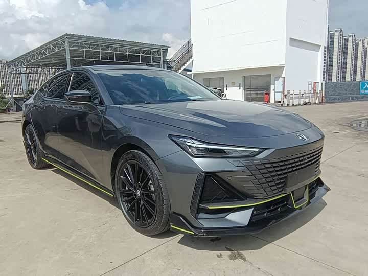 Фото 3 - Changan UNI-V