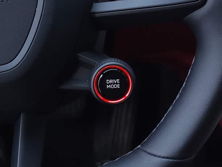 Фото 17 - Xiaomi SU7