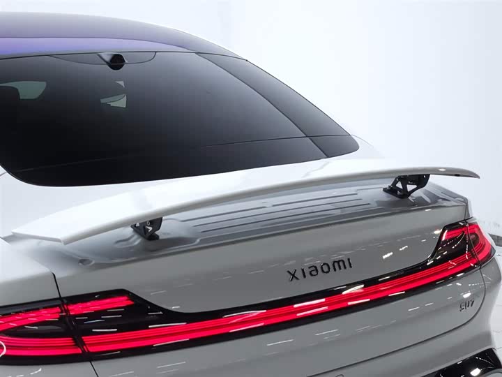 Фото 23 - Xiaomi SU7