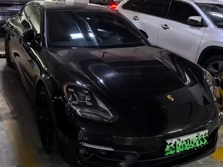 Фото 2 - Porsche Panamera Hybrid