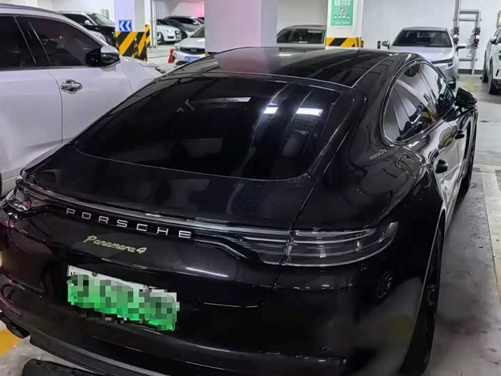 Фото 3 - Porsche Panamera Hybrid