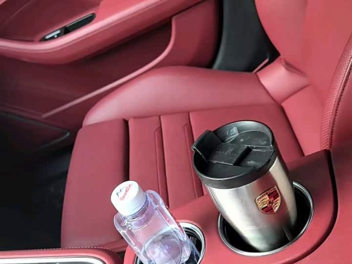 Фото 8 - Porsche Panamera Hybrid