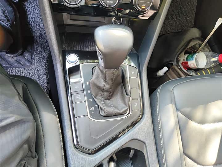 Фото 14 - Volkswagen Tiguan L Pro