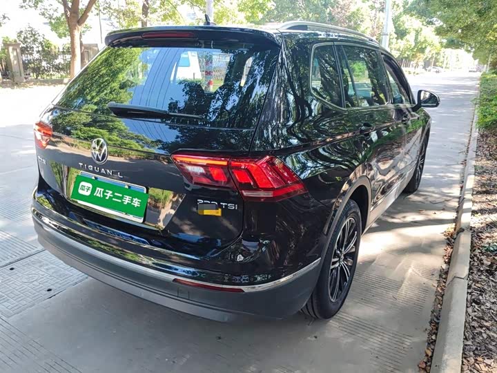 Фото 7 - Volkswagen Tiguan L Pro