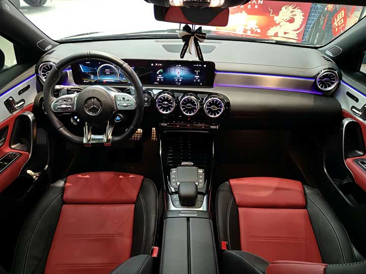 Фото 17 - Mercedes-Benz A-Class AMG