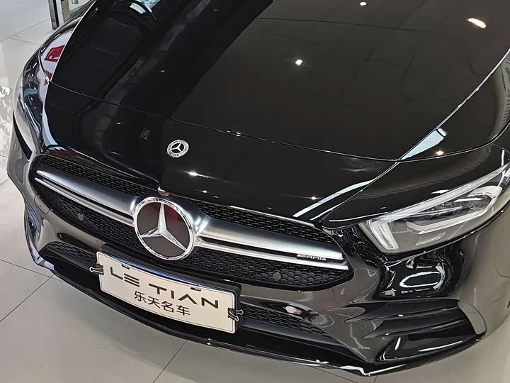 Фото 5 - Mercedes-Benz A-Class AMG