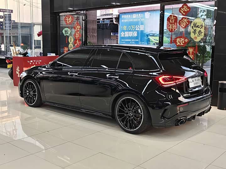 Фото 7 - Mercedes-Benz A-Class AMG