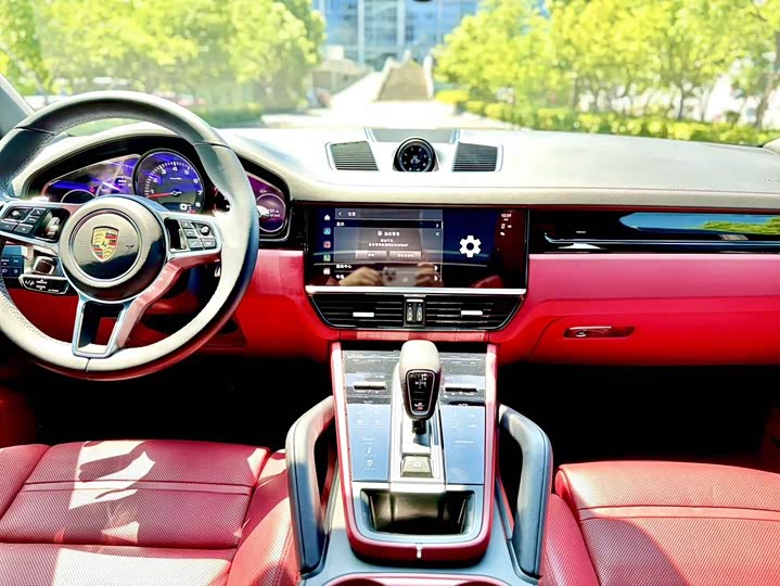 Фото 13 - Porsche Cayenne