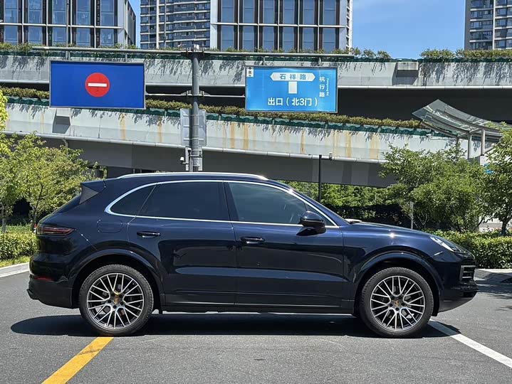 Фото 4 - Porsche Cayenne