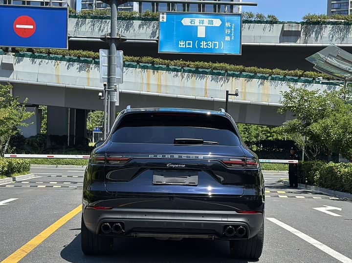 Фото 6 - Porsche Cayenne