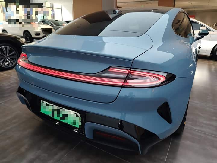 Фото 7 - Xiaomi SU7