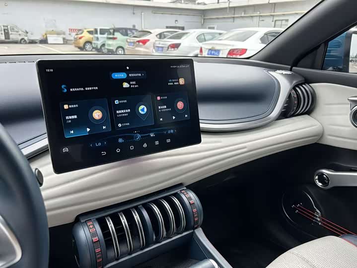 Фото 22 - BYD Yuan Plus