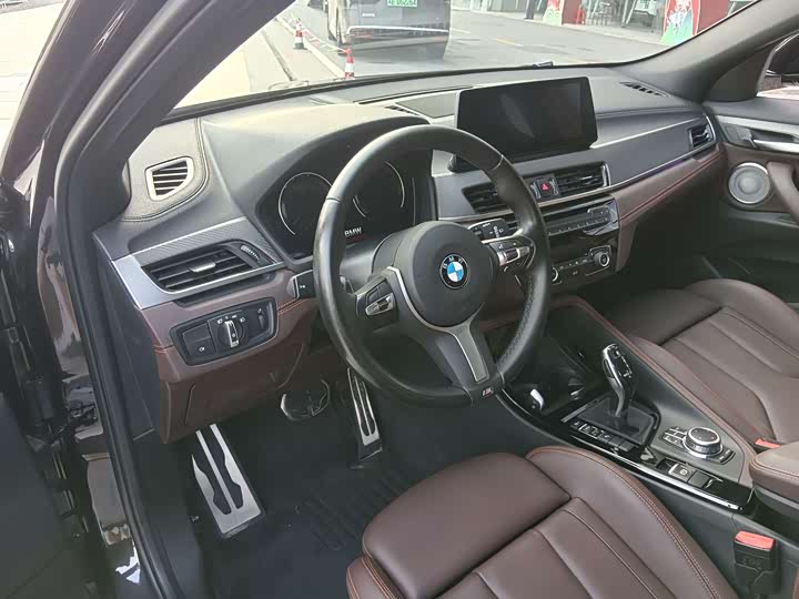 Фото 11 - BMW X2