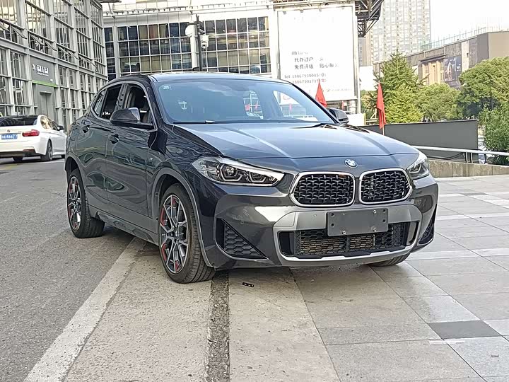 Фото 2 - BMW X2