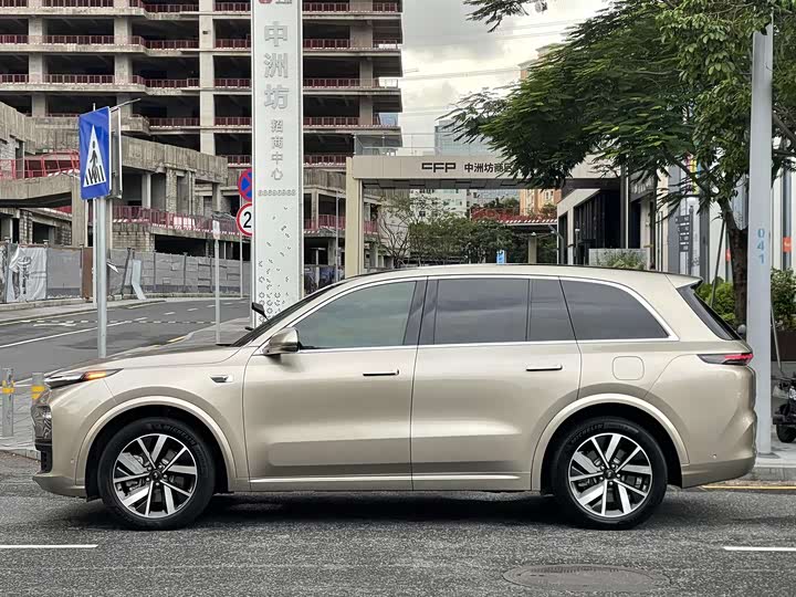 Фото 4 - LiXiang L8