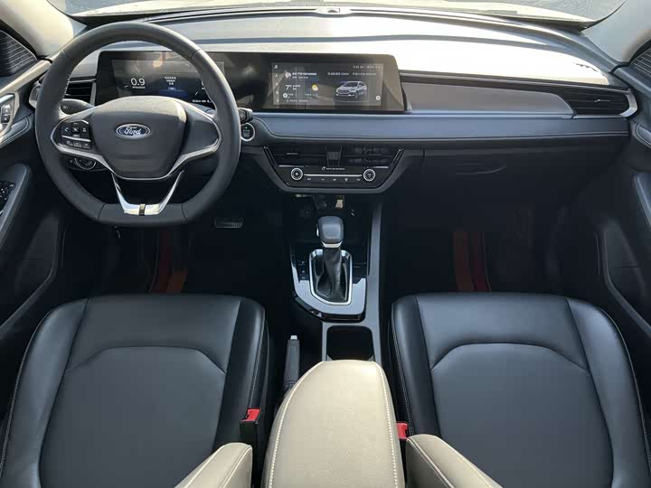 Фото 5 - Ford Escort