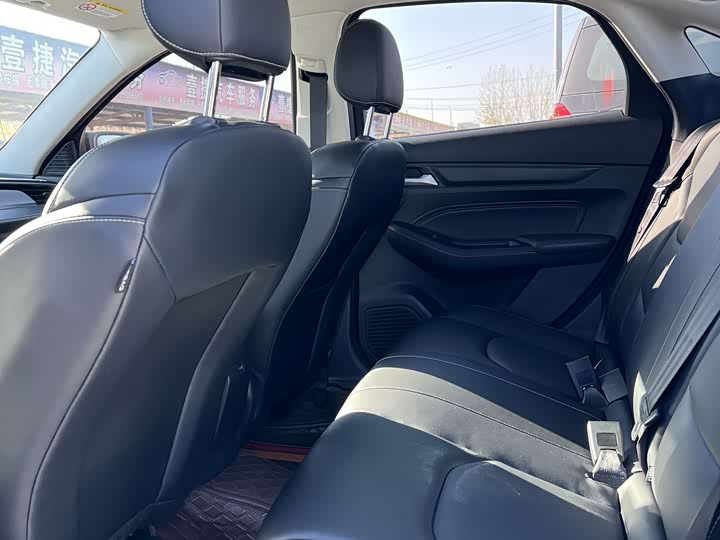 Фото 6 - Ford Escort