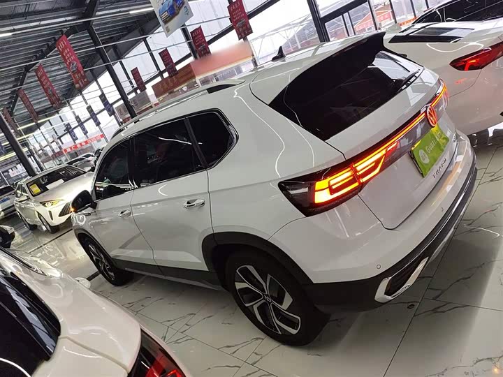 Фото 5 - Volkswagen Tharu