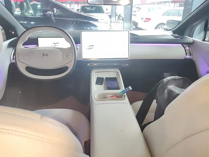 Фото 10 - XPeng F57