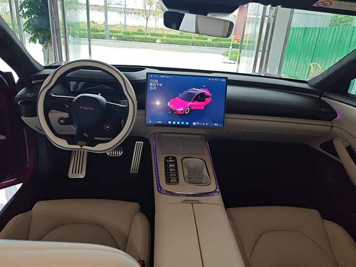 Фото 10 - Xiaomi SU7