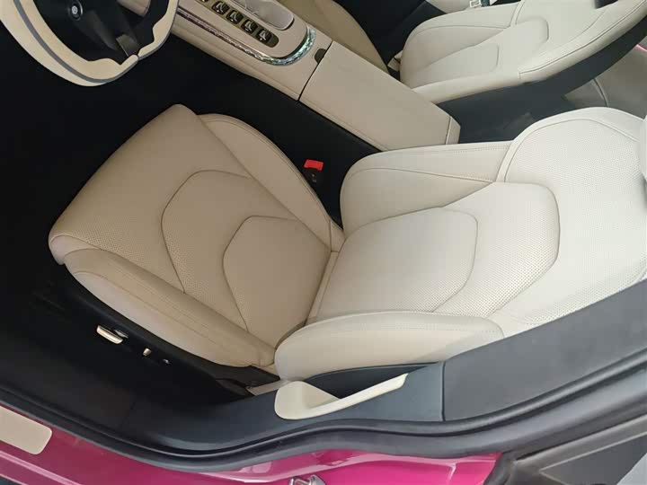 Фото 15 - Xiaomi SU7